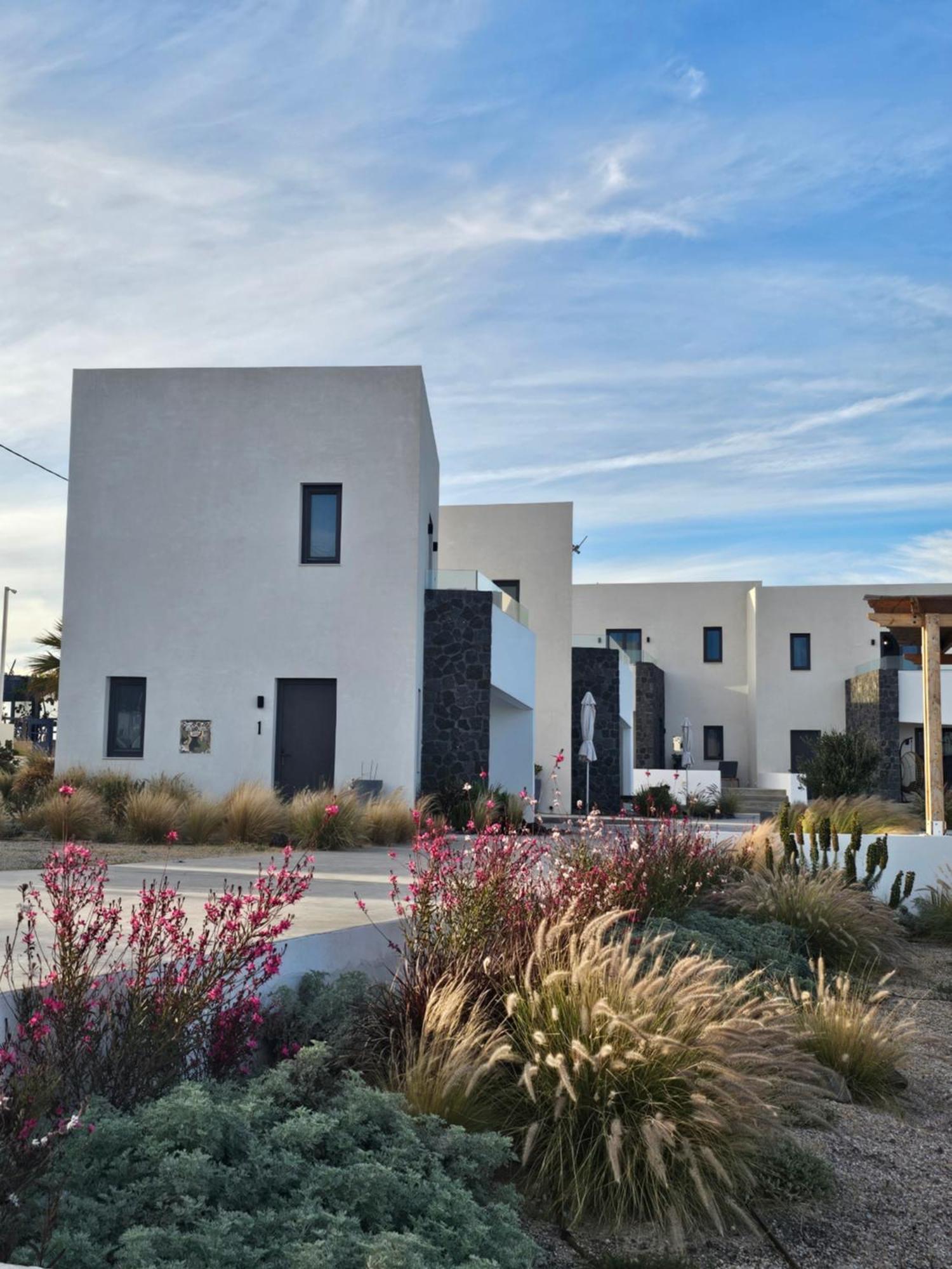 Mylithos Suites 莫诺利索斯 外观 照片